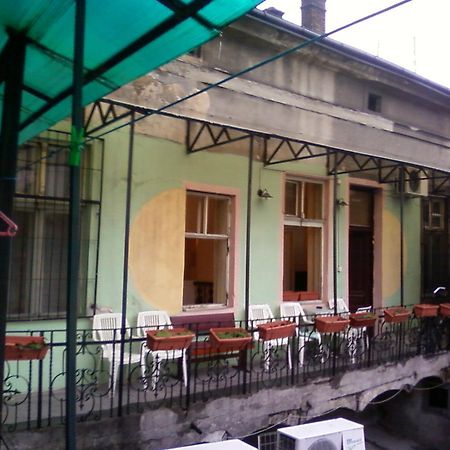 Central Station Hostel Belgrade Extérieur photo