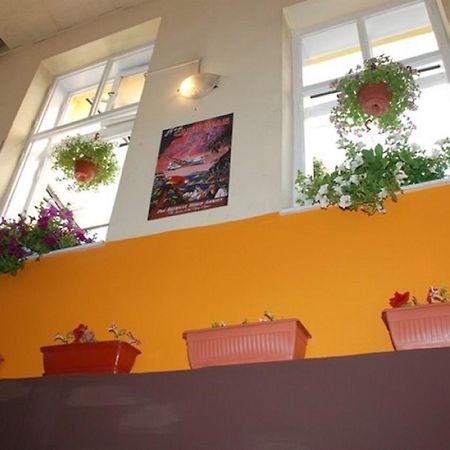 Central Station Hostel Belgrade Extérieur photo