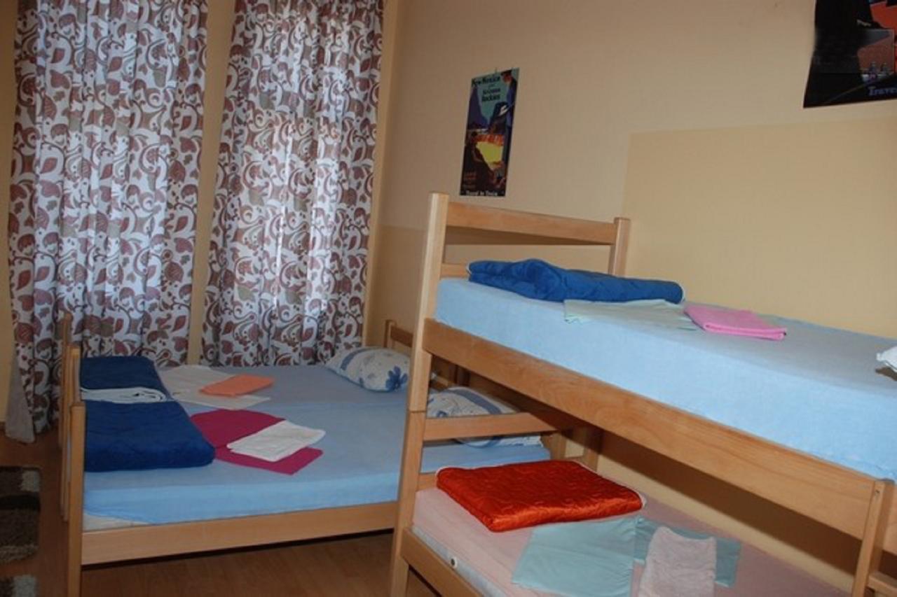 Central Station Hostel Belgrade Extérieur photo